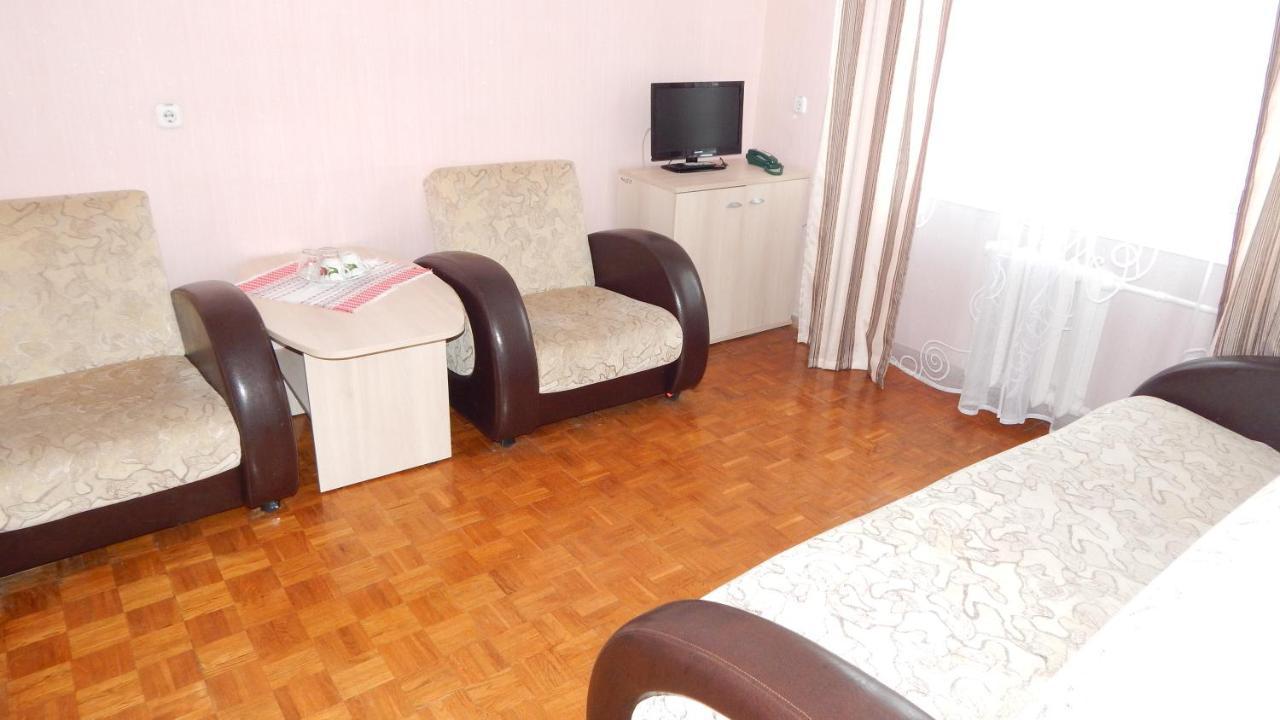 Akademicheskaya Hotel ミンスク エクステリア 写真