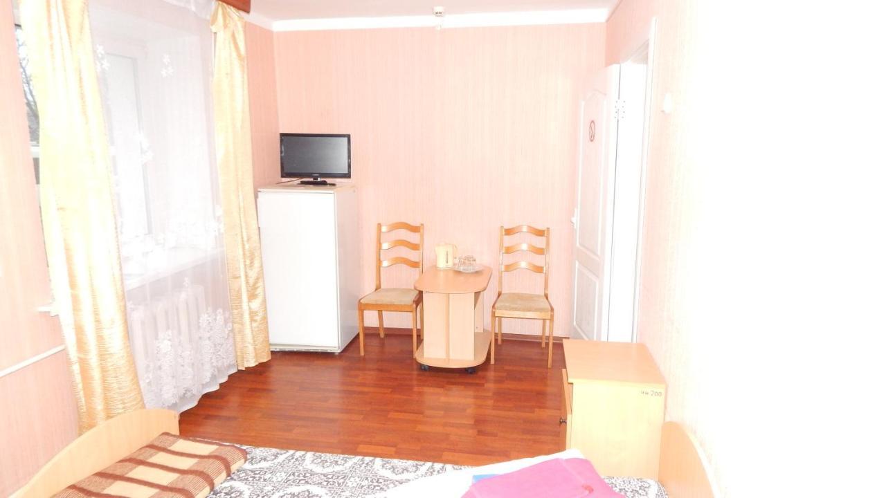 Akademicheskaya Hotel ミンスク エクステリア 写真